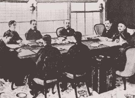 但是,李鸿章自己不知道签订《辛丑条约》对当时的中国来说意味着什么