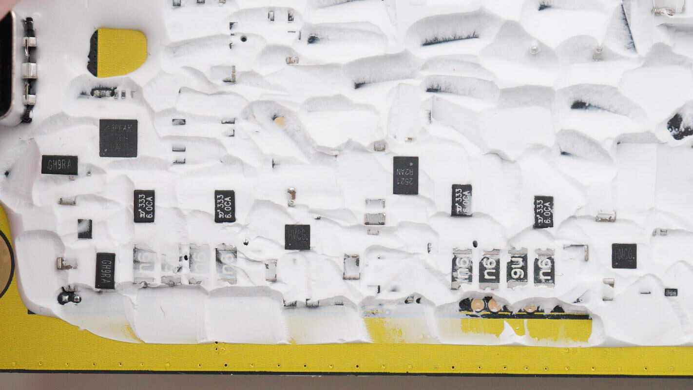 大疆旗下首款户外电源power 1000内部做工拆解揭晓_产品_接口_充电