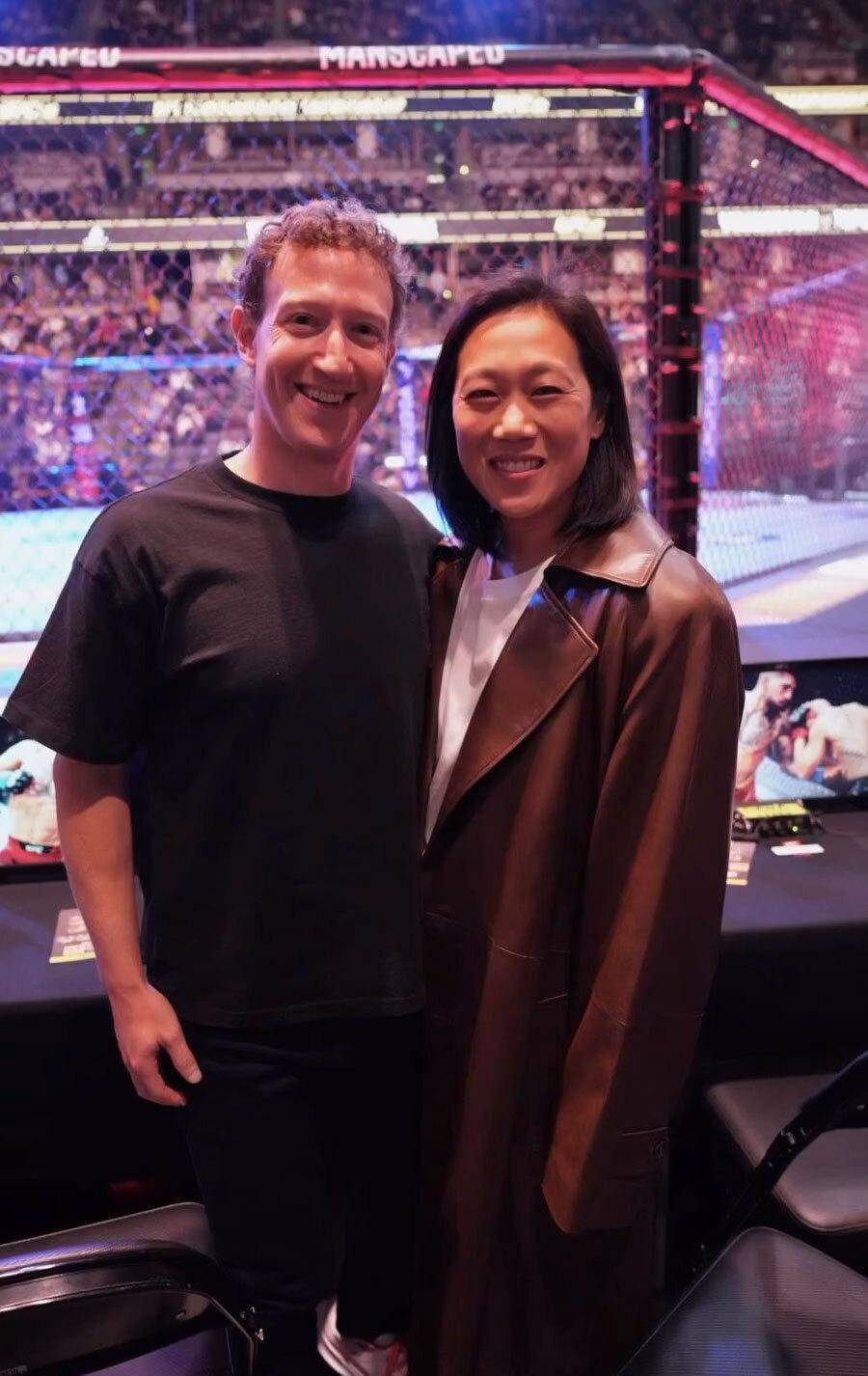 扎克伯格带华裔妻看ufc,还加入选手的团队,却遭队友无视挺可怜_夫斯基