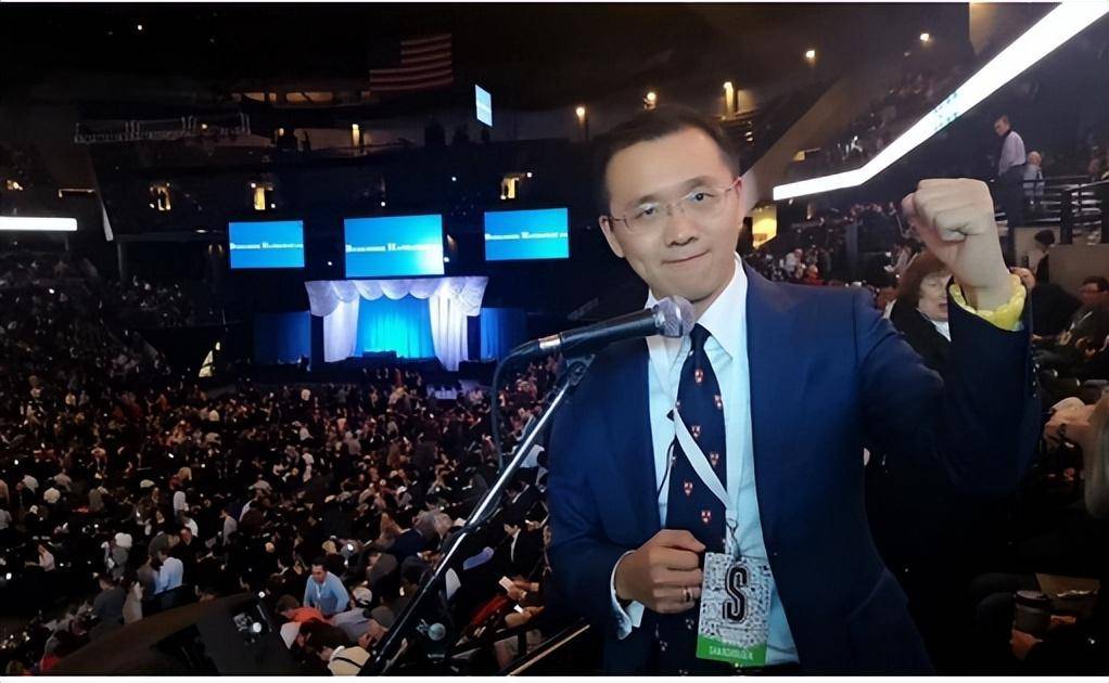 人们一下子就明白这是怎么回事,而其实,在2013年的时候,姬剑晶还曾登