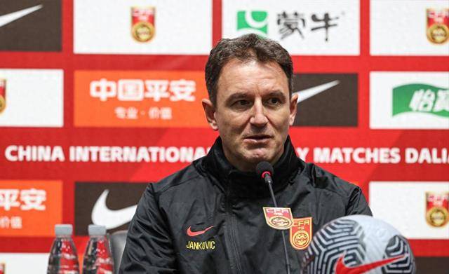 外媒给中国队算分:最后1轮不输0-4,都有机会晋级