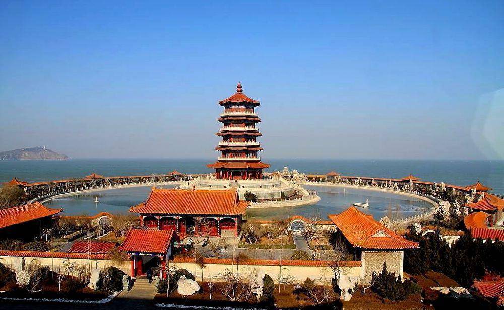 山东有个"蓬莱仙岛",海滩纯净美酒醇香,是个养老的好地方!