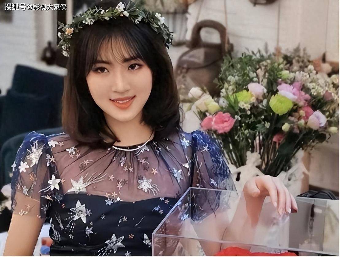 千金"姚安娜,住着5亿豪宅,还有私人飞机,还非要当明星_孟晚舟_任正非
