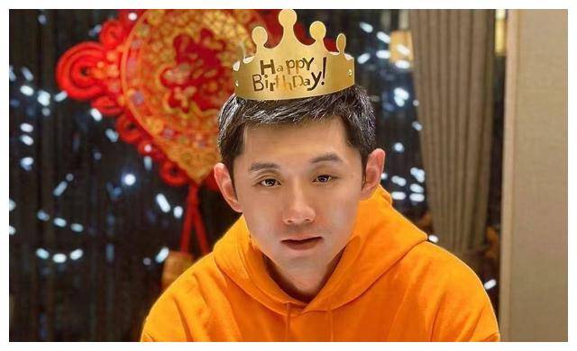 张继科36岁生日无人送祝福,收获四块蛋糕._进行_乒乓球_马龙