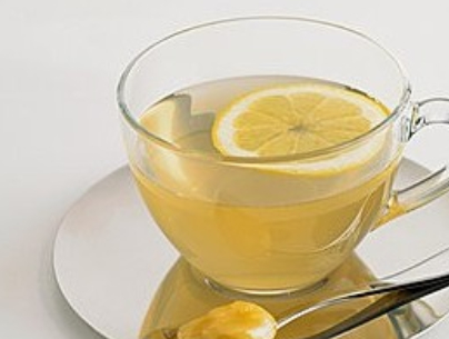 过年吃得太油腻,柠檬加"它"泡水喝,解腻排毒还养颜!_时候_维生素_气味