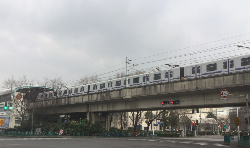 上海轨道交通26号线图片