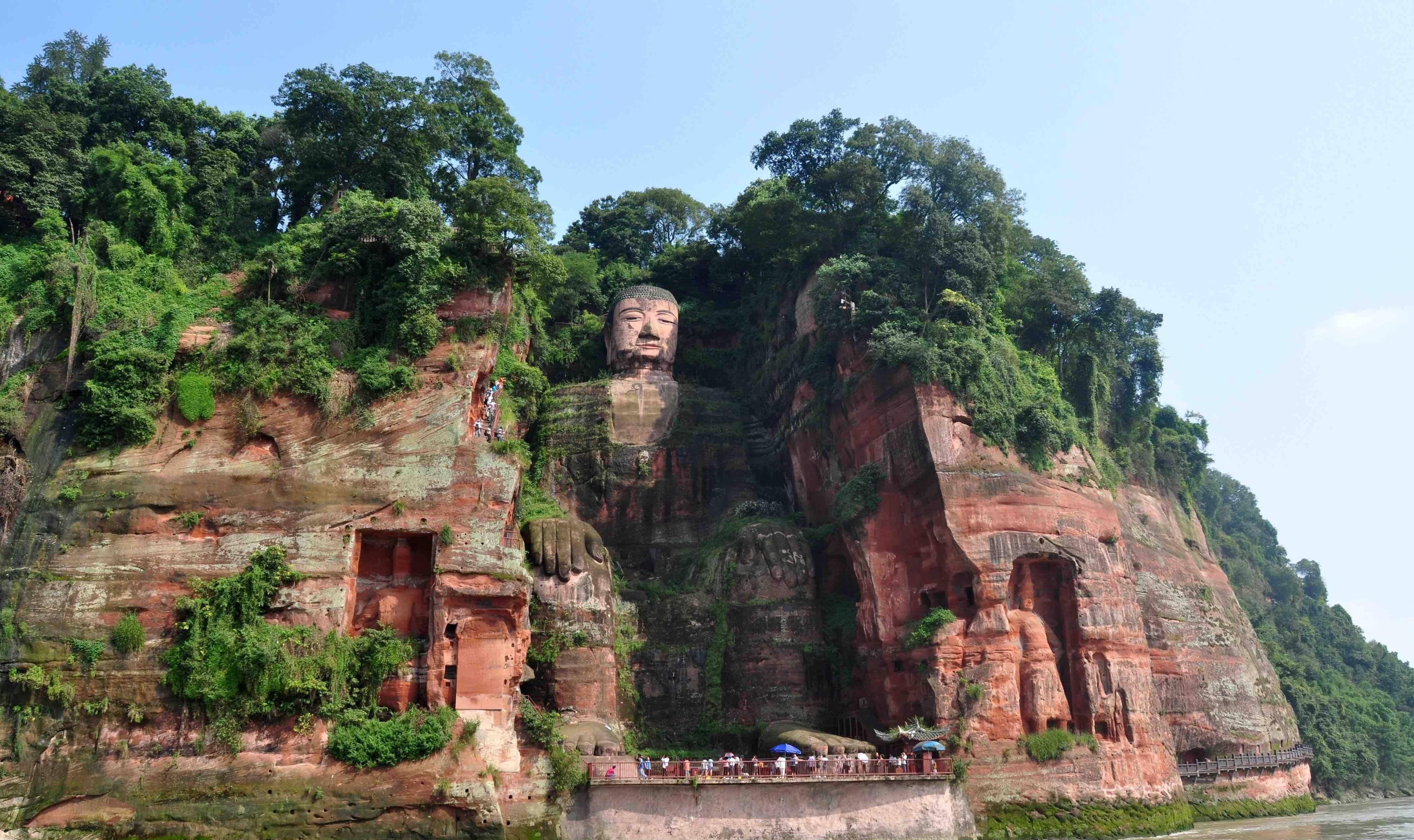 50年前乐山大佛大发现!胸口处发现神秘密室,所藏之物令人失望_弥勒_凌