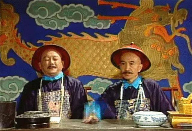 1958年,刘墉的骸骨被出土_罗锅_形象_剧中