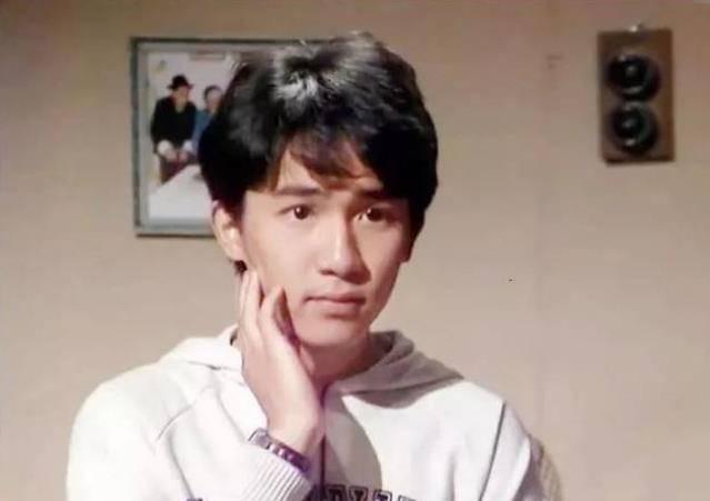 吴思远看完样片,很认真地告诉周星驰:你将成为全香港