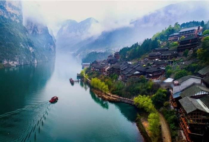 景点和攻略,反正咨询都是免费的,关于四川重庆旅游的问题阿杰都知道!