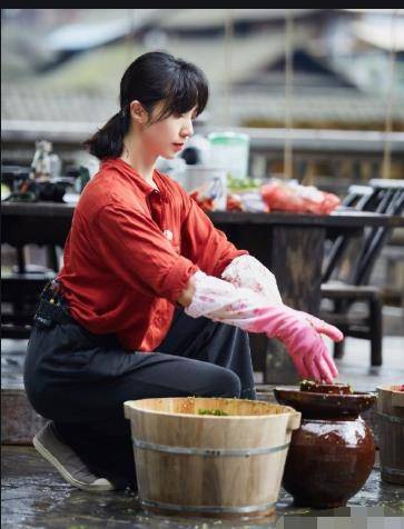 孙莉被黄磊追到手的时候才17岁,看了旧照后,才知道黄磊有多幸福_明星