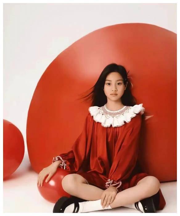 李小璐女儿甜馨遭网暴,手撕键盘侠,网友力挺._家庭_贾乃亮_婚姻