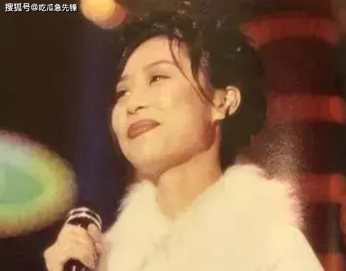 彭羚用自己的行动告诉我们,成功不仅仅是事业上的高峰,更是生活态度的