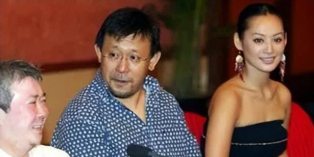 宁静:知三当三硬刚那英,与马景涛当街拥吻,后约会小