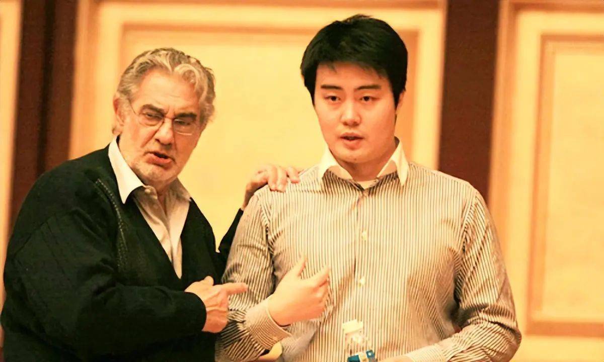 "最帅男高音"张英席:事业低谷时多次想转行,儿女是他的软肋_蔡月琴