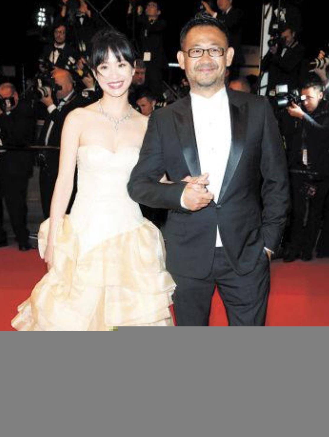 比如和黄渤,张涵予等人合作的《火线三兄弟》,和fbb,韩庚合作的《万物