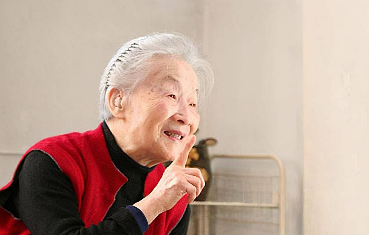 105岁杨绛:我的长寿之道_先生_人生_生活