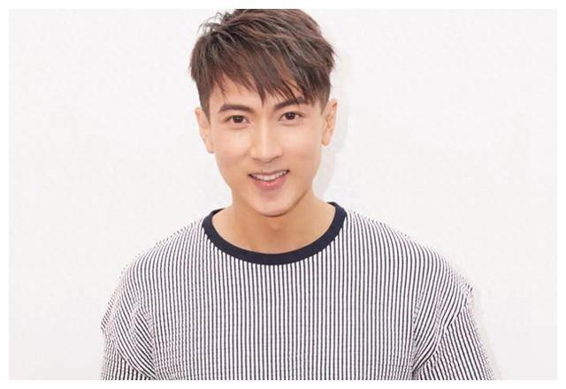 吴尊感谢昆凌赠票,neinei圆霉霉演唱会梦!_支持_友情_一家