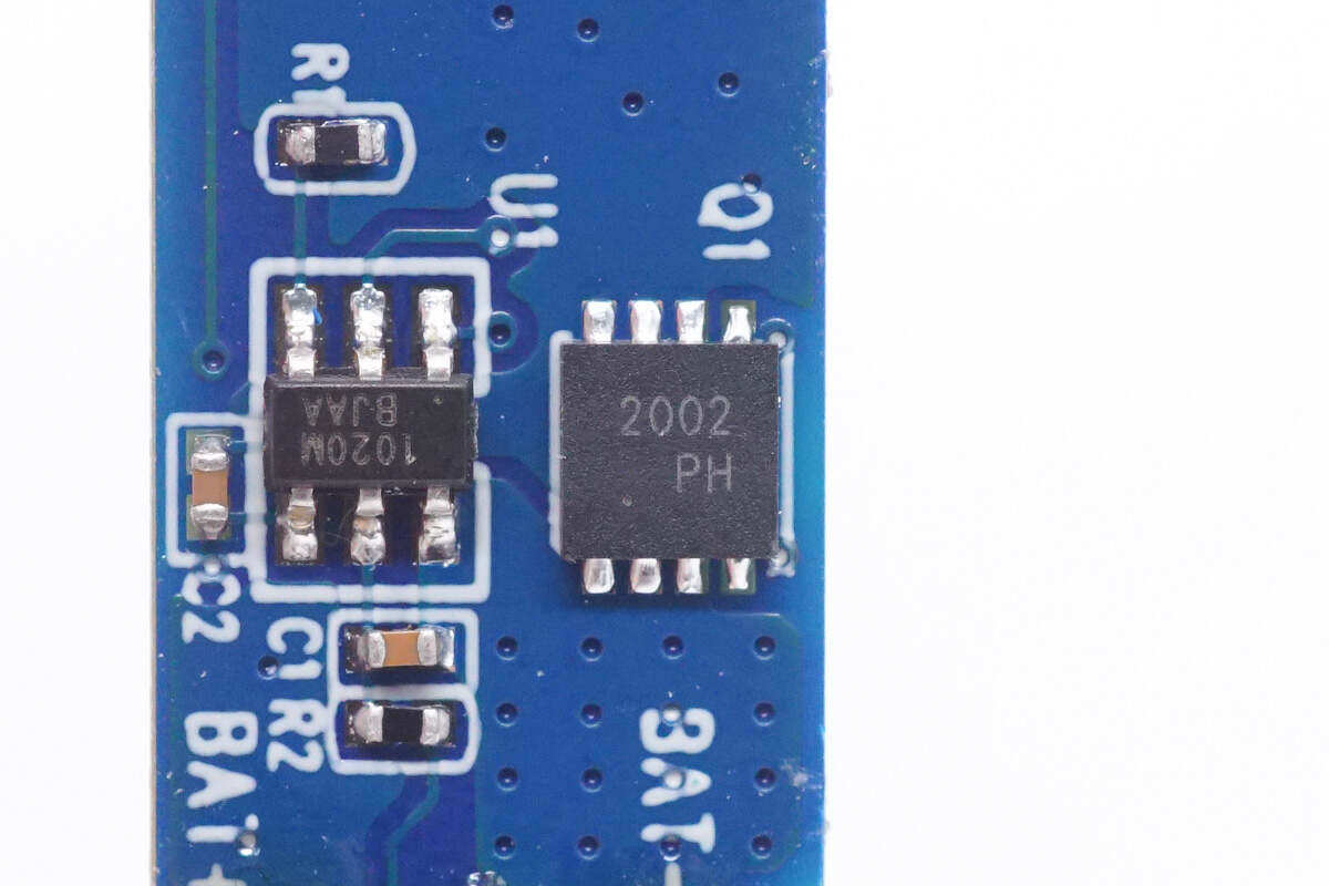 卓芯微快充方案助力量产,罗马仕10000mah磁吸充电宝