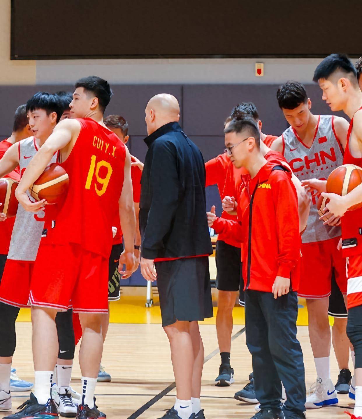 两名球员缺席,广东队三名球员全部入选_杜润旺_廖三宁_付豪