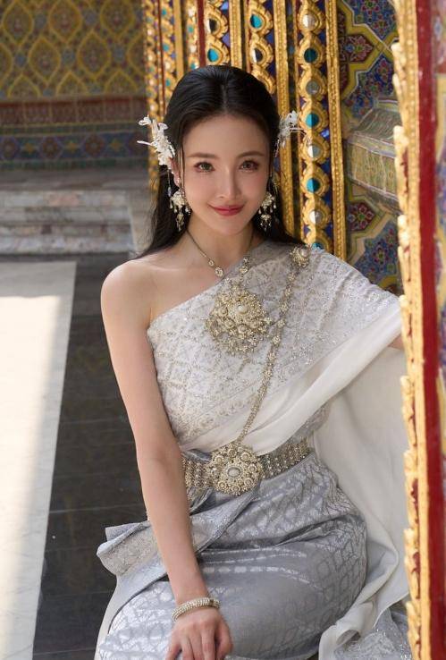 刘雨欣否认更换国籍,解释为何大量财产放国外,对祖国的爱不会变_美国