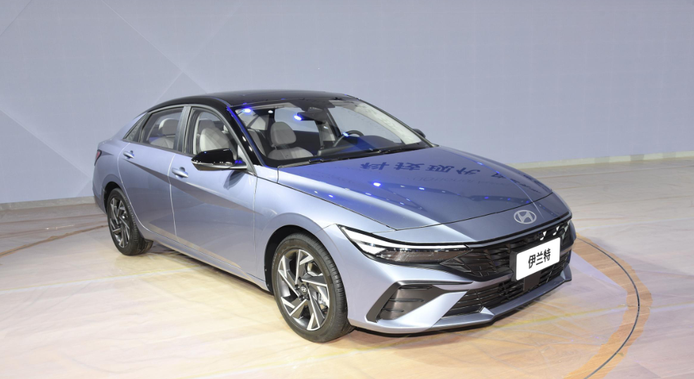 具体来看,伊兰特销量11万辆,suv双子星途胜和沐飒(原ix35)销量突破10