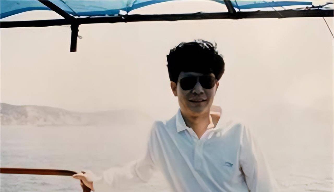 2名女服务员雨夜被害,5位嫌疑人伸冤26年,律师质疑成翻案关键_崔洪涛