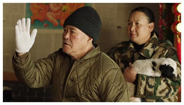 《乡村爱情16》再现了高飞文,王老七武,广坤三人的一幕_故事_都会