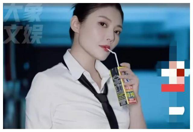 椰奶广告徐冬冬图片