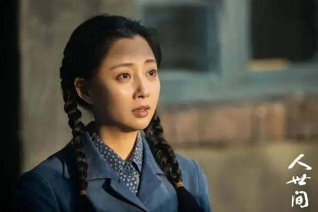 44岁殷桃的豪宅,因"屋里院内种满花草"而走红,网友:人间仙境_私生活