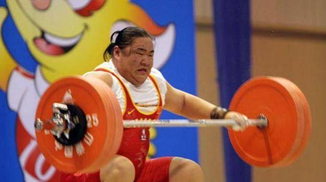 举重冠军唐功红:奥运会上冒死一举,夺得金牌后七窍流血_身体_成功