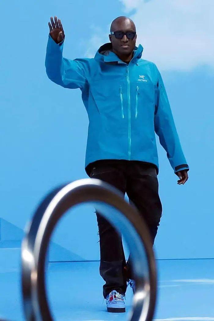 lululemon等户外品牌爆火背后,给我们的留学启示~_安踏_营销_finance