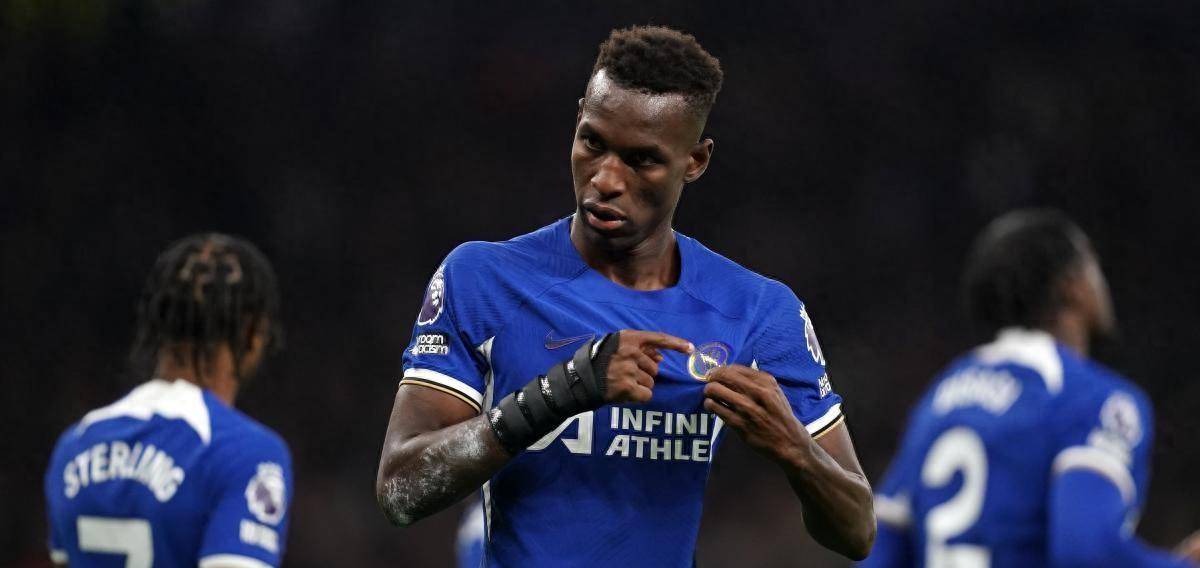 斯特林破旧主,曼城1-1切尔西,利物浦阿森纳球迷滑跪_比赛_雅克松_埃