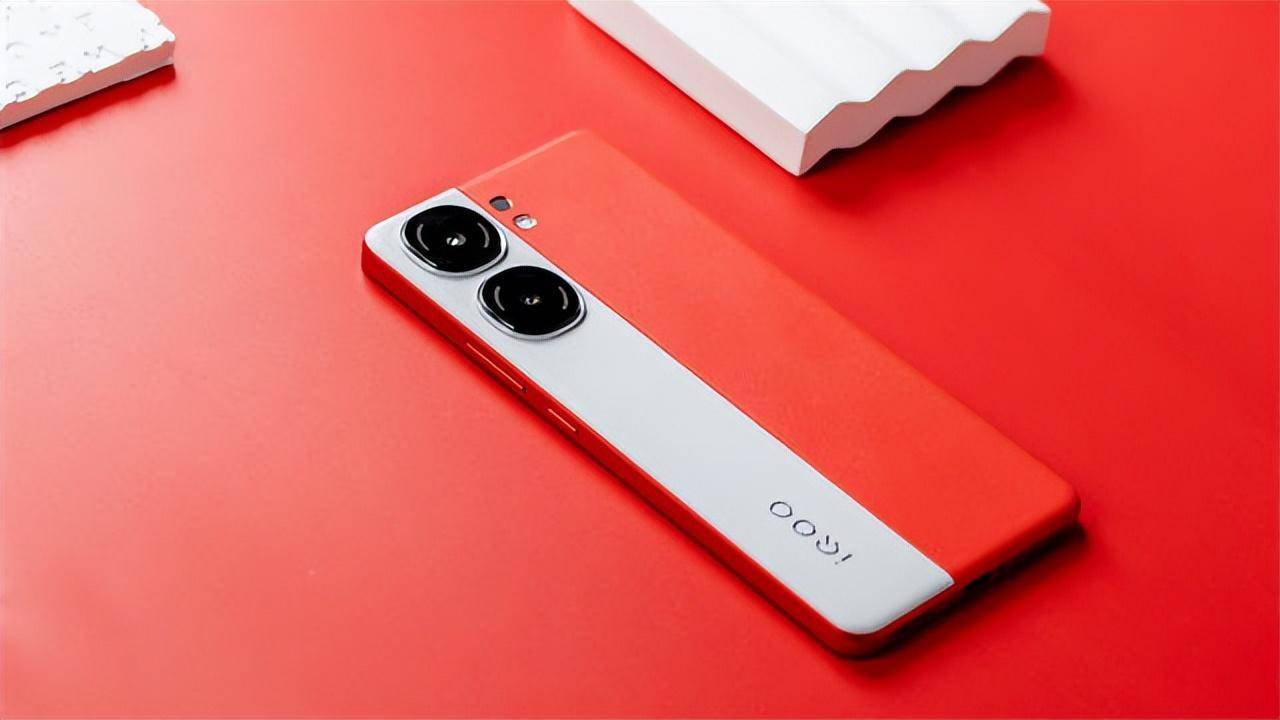 iqoo neo9,这不仅是iqoo neo系列的骄傲,它是对手机界的一次革命性