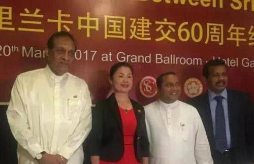 感到十分惊喜和意外,还邀请了这位"锡兰公主"回到自己祖先的故乡拜访