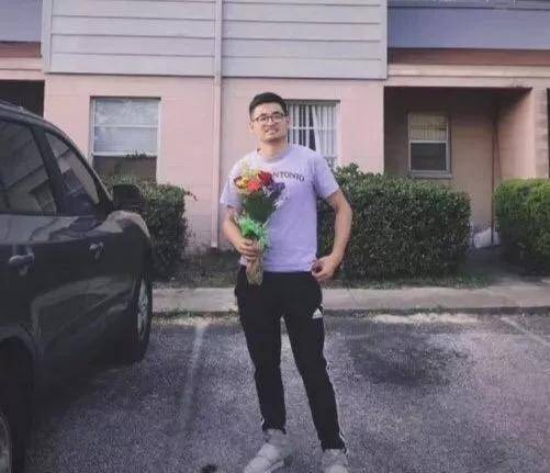 哈工大才子留美六年,遭受华人教授不公对待,最终在实验室上吊_陈慧祥