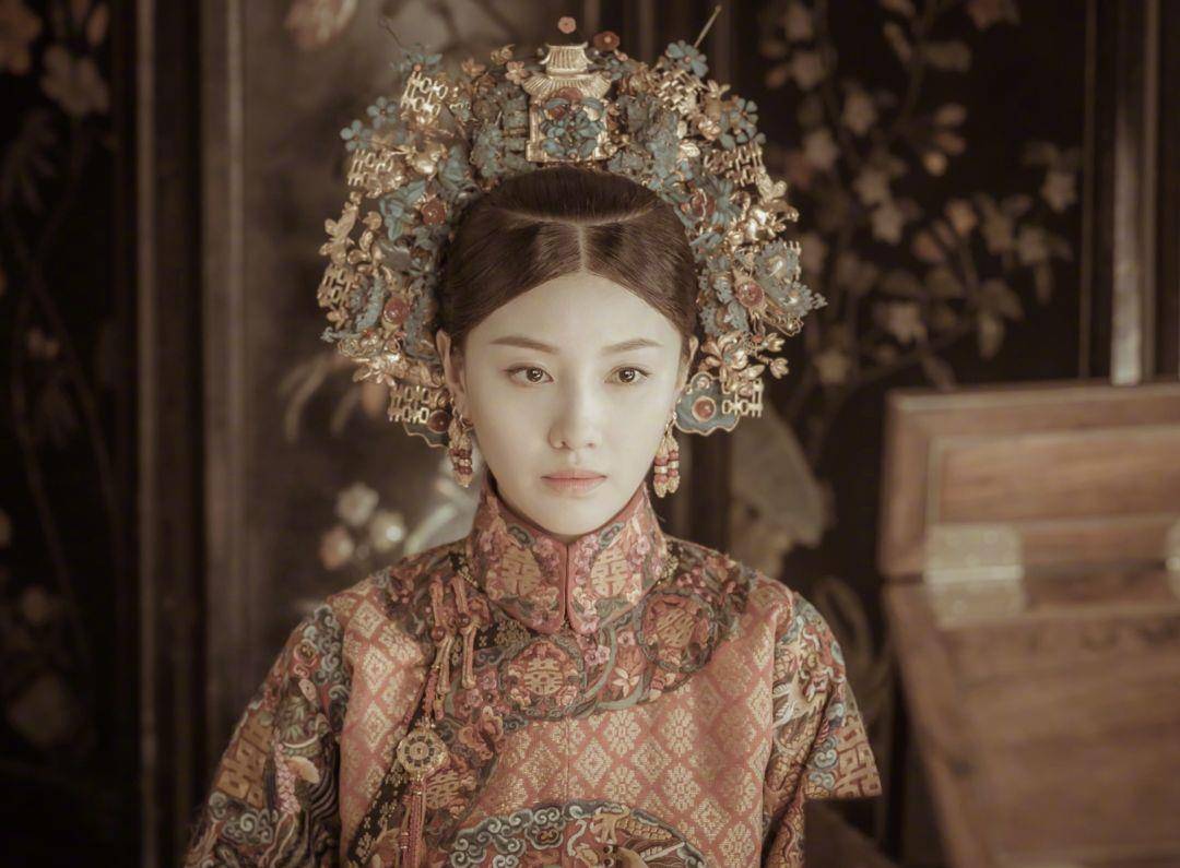 嘉庆帝諴贵妃,诞育长子,居后宫副位23年,外孙僧格林