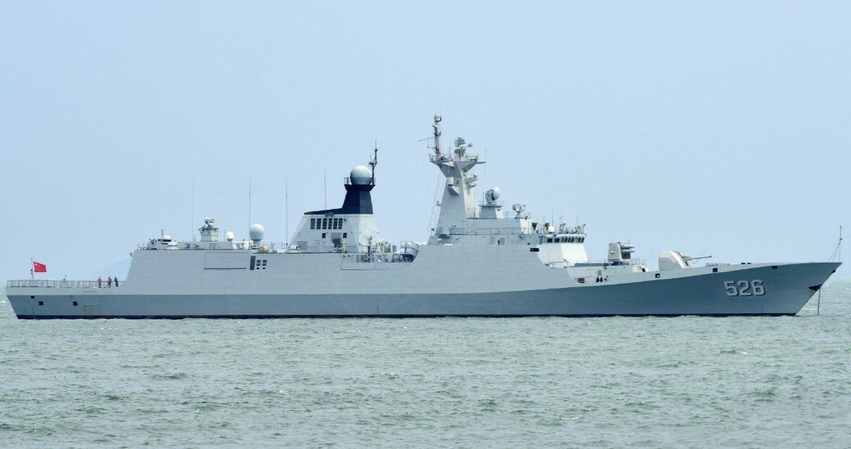 力排众议,054型护卫舰的发展,为何坚决不用俄式导弹?