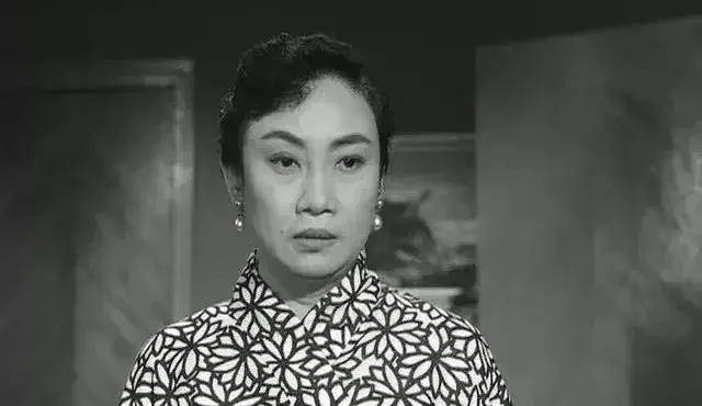 美女"蝴蝶:临死前用这句俏皮的话,来形容自己的死亡_胡蝶_戴笠_潘有声