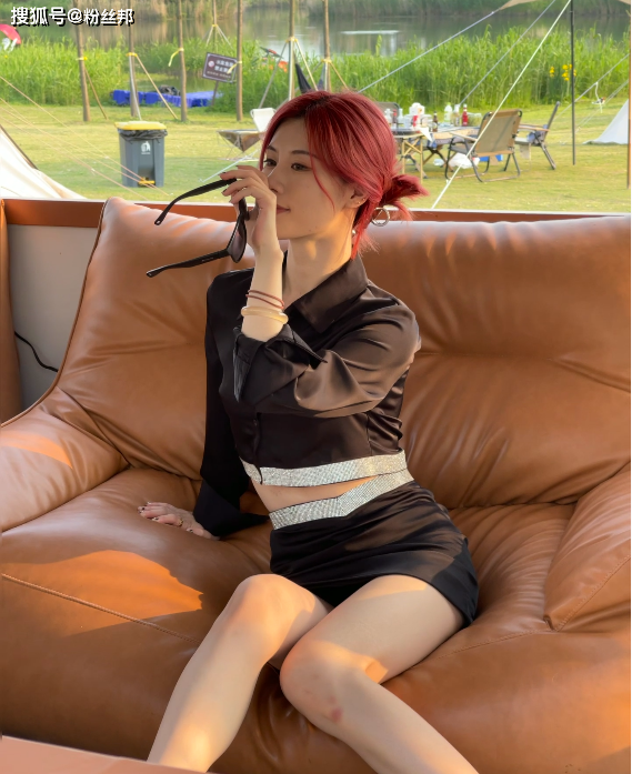 斗鱼女主播喊话大哥,给我2000万给你生俩孩子,打算30岁就结婚_青台