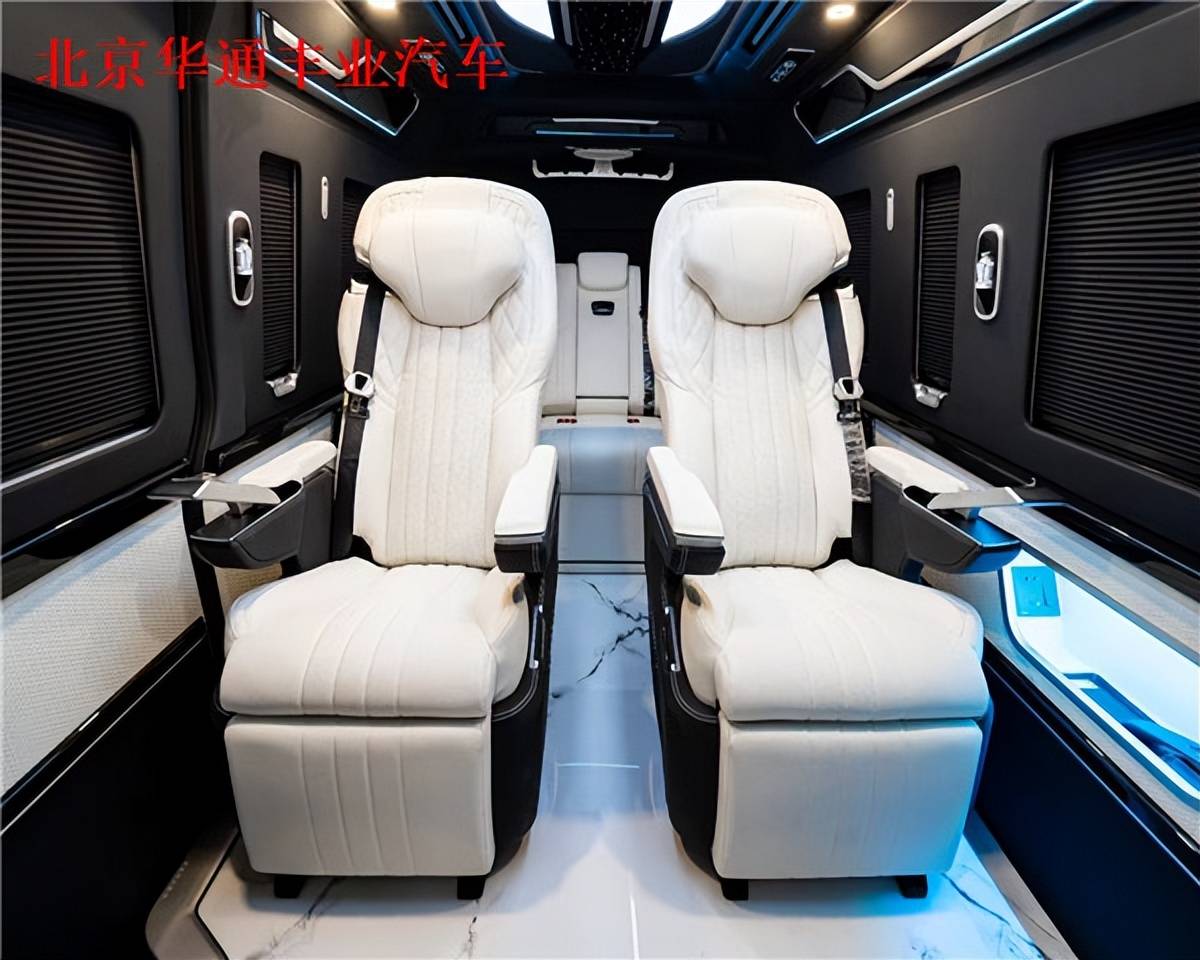 丰田海狮六座带卫生间多少钱 丰田海狮商务车多少钱