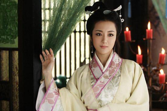 甄氏拒绝当皇后,如果不是为了曹植,又是为了什么?_曹丕_曹操兵_甄夫人