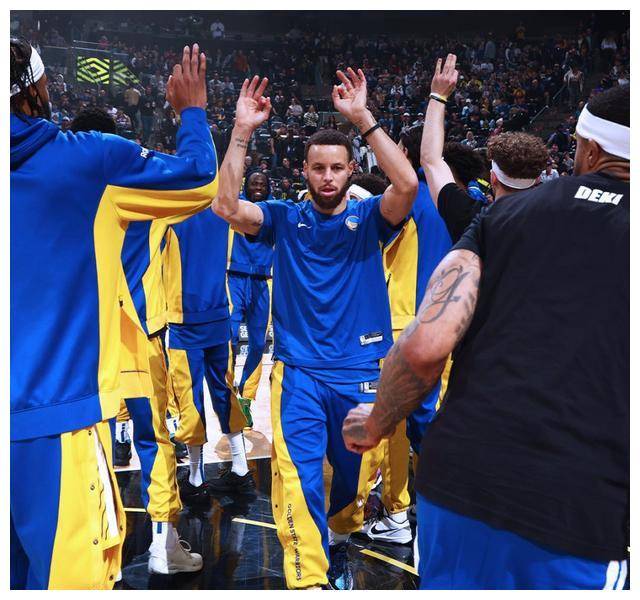 老詹不会对决库里?_比赛_詹姆斯_伤情