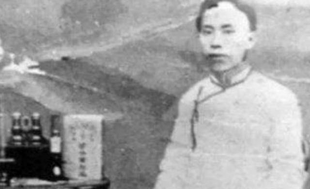 在清朝康熙年间,就有一个叫做黄履庄的人,被称作"东方爱迪生",有人曾