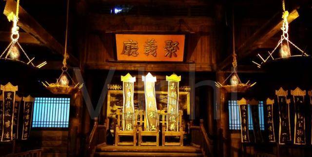 林冲_梁山泊_卢俊义