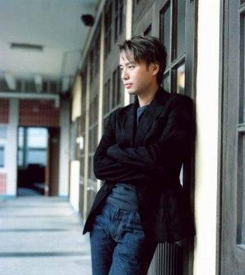 李克勤用这首歌甩掉了"接班人"的头衔,评此歌当年拿奖拿到手软_歌曲奖