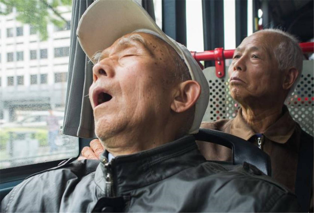 男性若过了60岁,还能完成5件事,或说明身体素质还不错_疾病_生活_肌肉