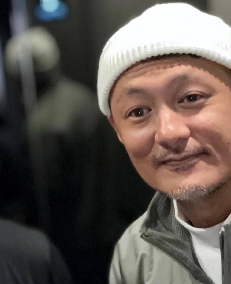 网友:帅哥的尽头是赵本山_电影_荧幕_状态