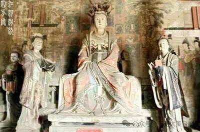 东配殿,为后土圣母殿,面宽五间,进深三间,四柱前廊式结构,单檐悬山顶.