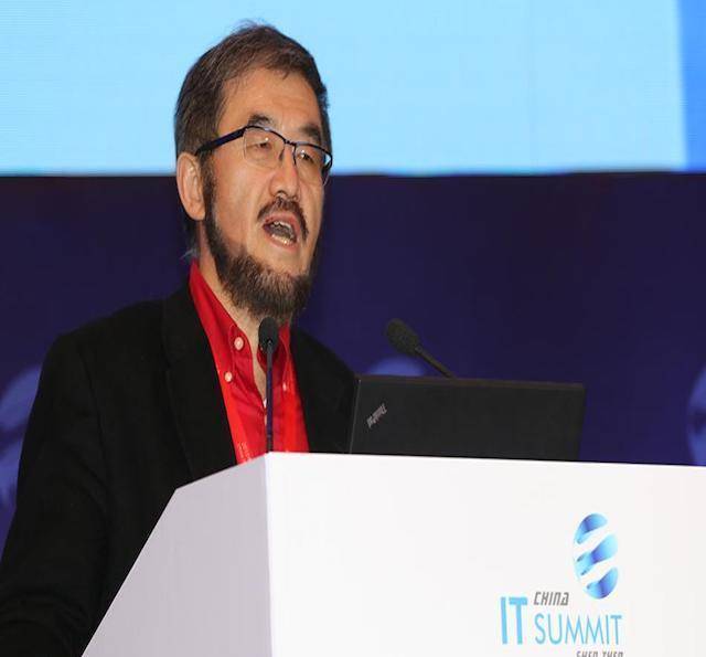 而曾经风光无限的吴鹰,在离开ut斯达康后,终于低调了起来,转而从事